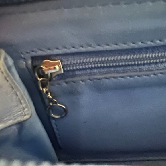 Blue Coach large zipper close wallet with detachable wrist strap - Picture 6 of 6